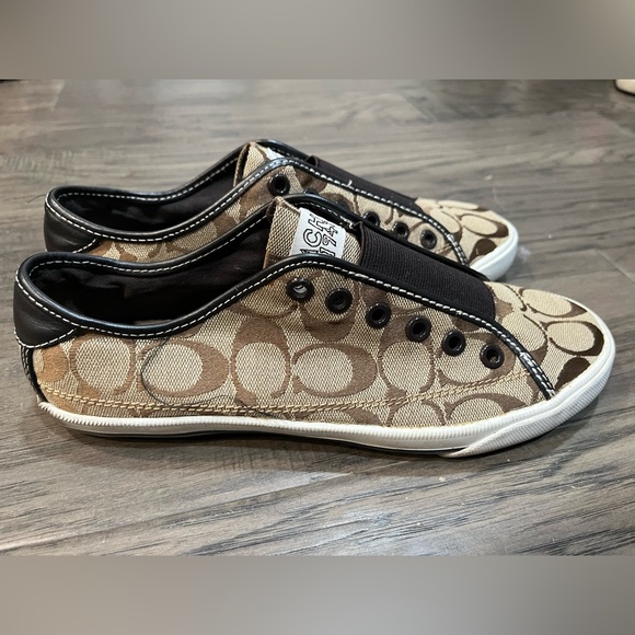 Coach Bev Signature Monogram Slip On Sneaker - Picture 3 of 8